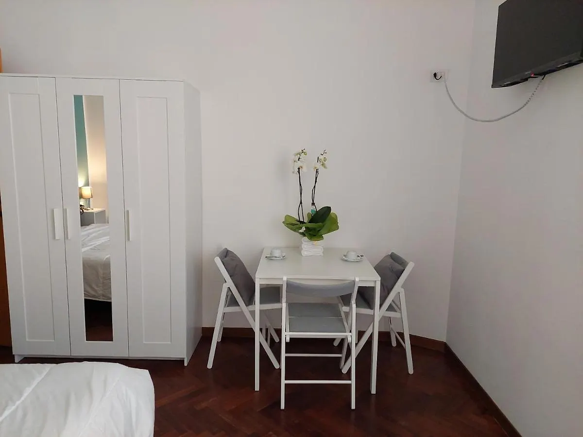 Pepe'S Place - Re Di Roma